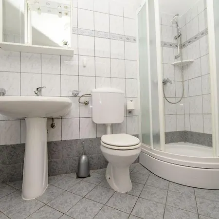 7963b Apartment